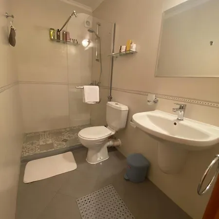 Diamond Apartment *