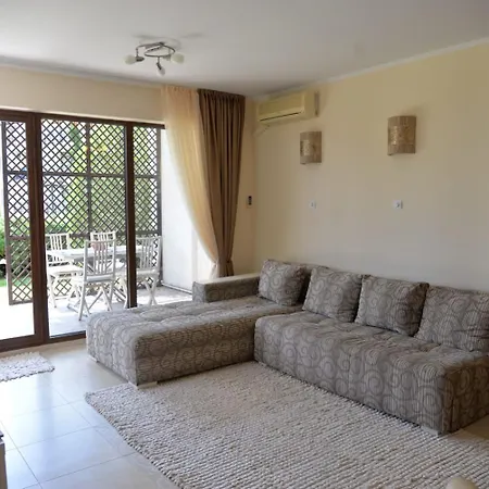 Diamond Apartment